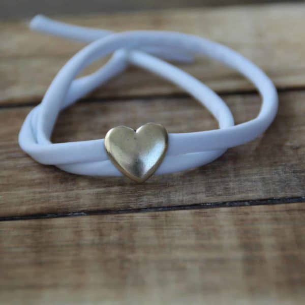 Armband 5mm elastisch band wit met schuiver hart zilver